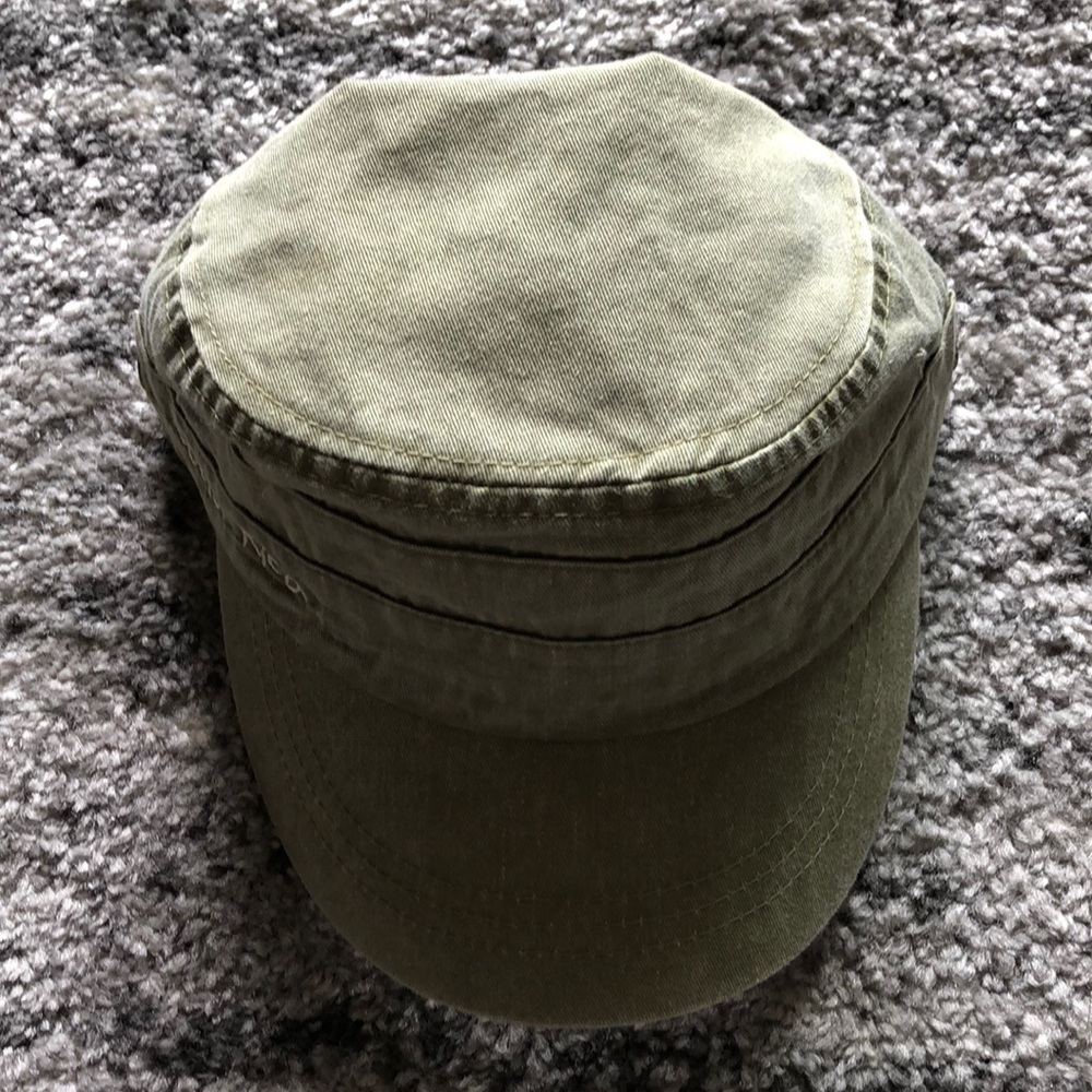 Hat 🧢 (Costa Rica)